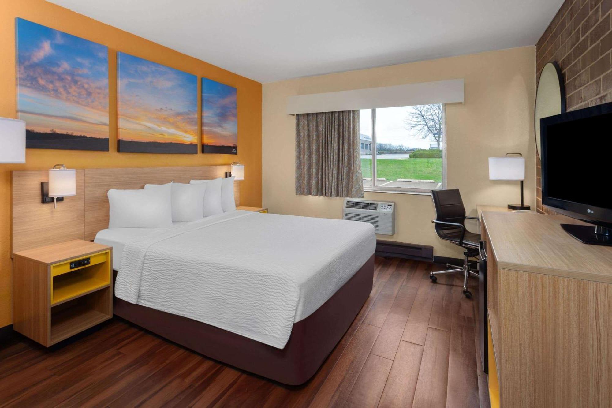 Days Inn By Wyndham Rockford I-90 Casino District Exteriér fotografie